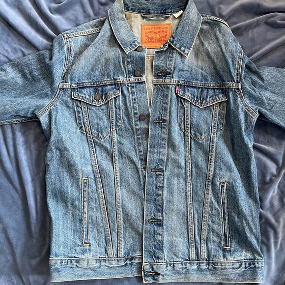 young fashion cloths bundle - Picture 14 of 16